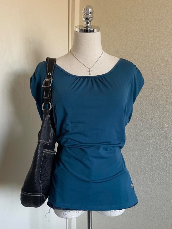Teal Sleeveless Top - Picture 3 of 8